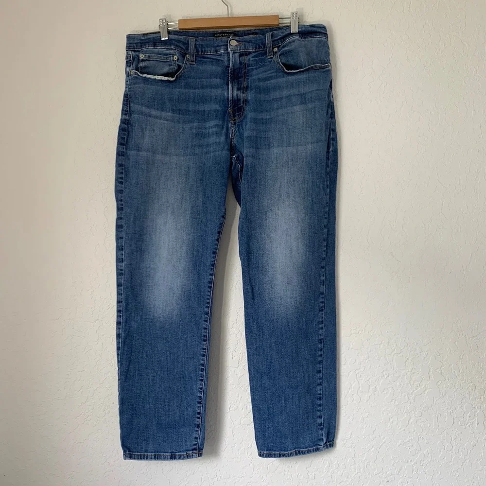 Lucky Brand 121 Slim Straight Jeans Mens 38x30 Blue Denim Casual Quiet Luxury